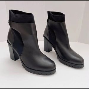 Kenneth Cole NY Cut-Out Leather Booties, 10